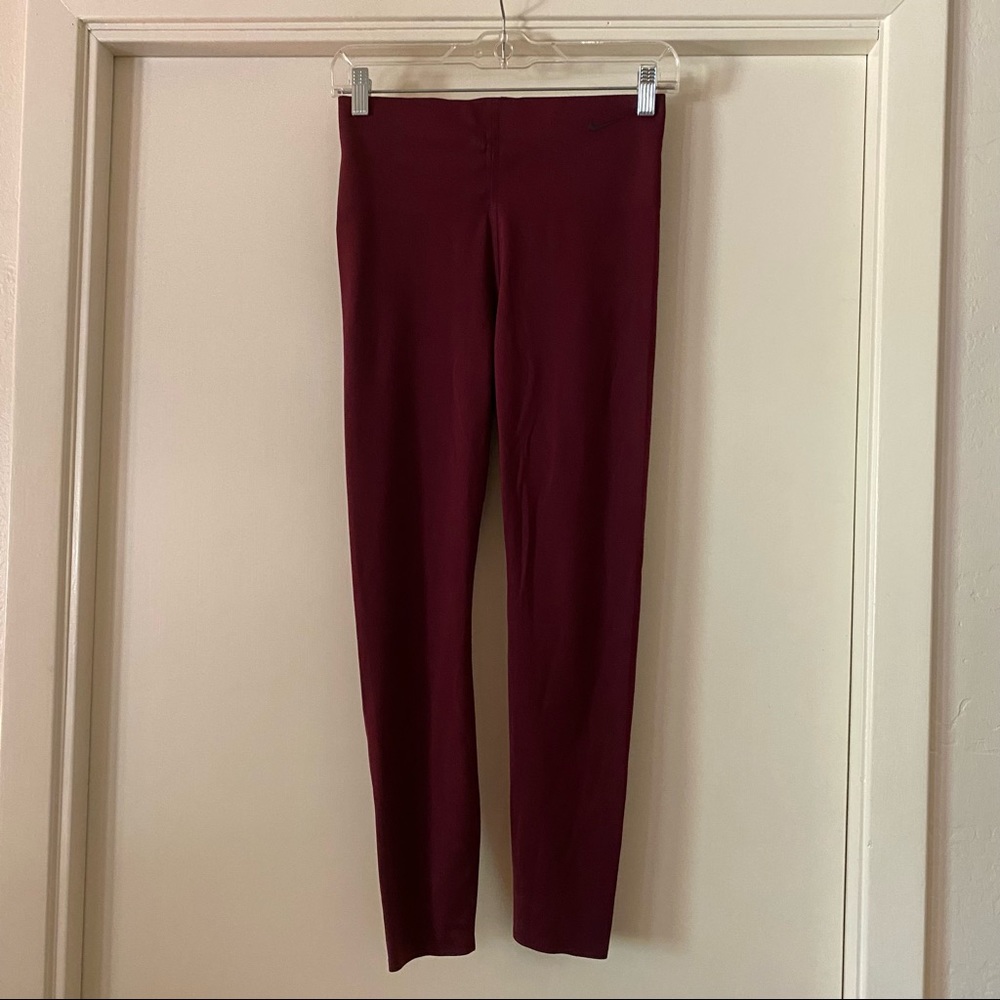 Nike Dry Fit leggings.